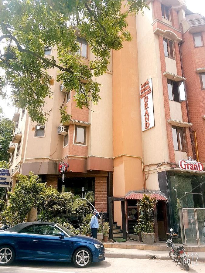 Hotel Royal Castle Grand New Delhi Exterior photo