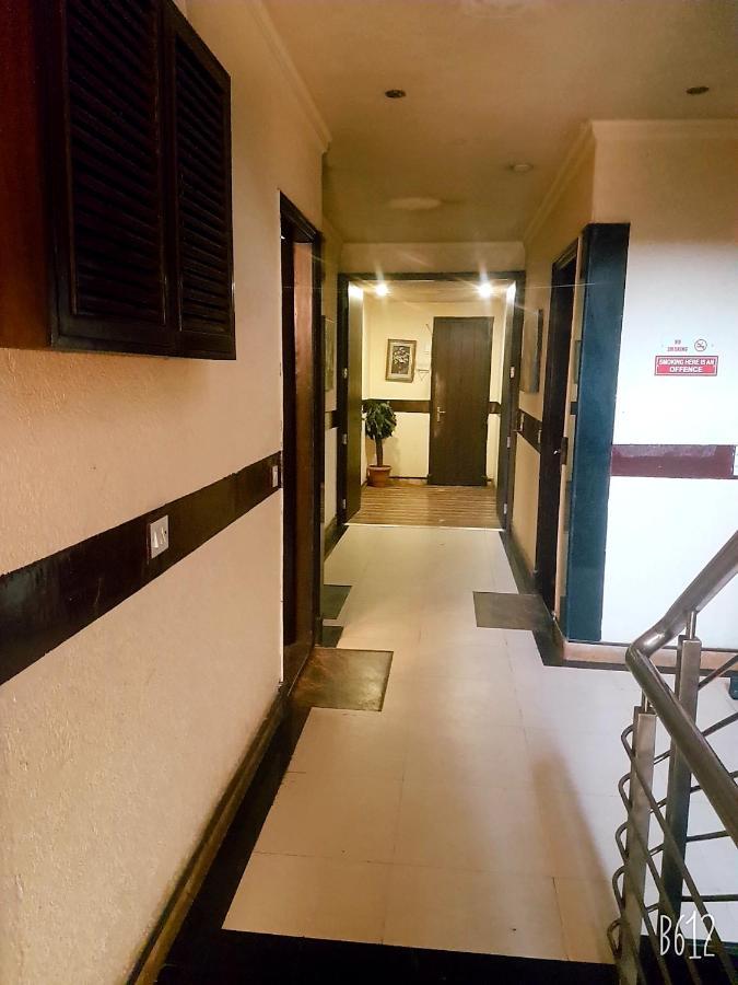Hotel Royal Castle Grand New Delhi Exterior photo